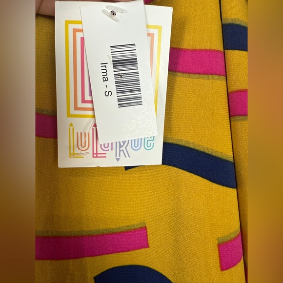 Colorful Patterned T-Shirt - Picture 4 of 7